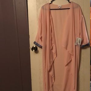 New with tags medium LulaRoe Shirley, baby pink